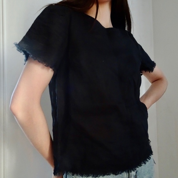 VINCE CAMUTO LINEN TOP - Picture 2 of 7